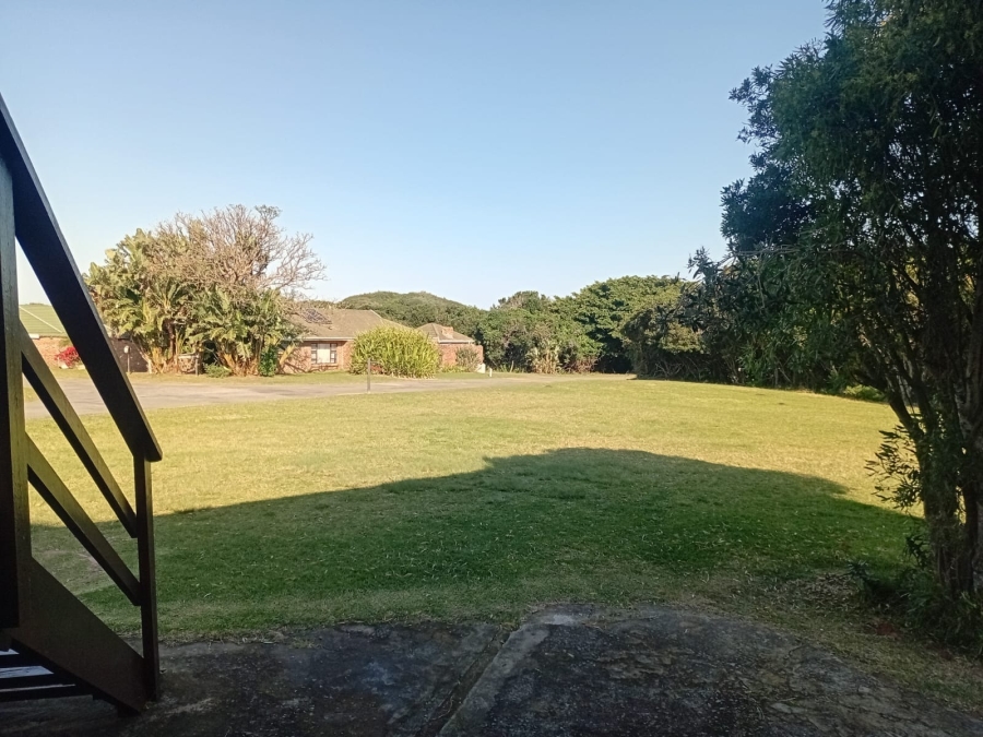 To Let 2 Bedroom Property for Rent in Cove Rock Eastern Cape